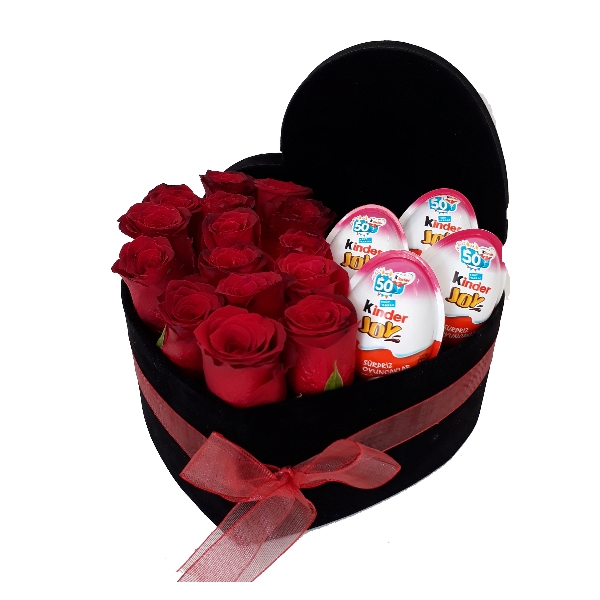 Roses and Kinder Joy Chocolate in Heart Box-FLA58 Resim 1
